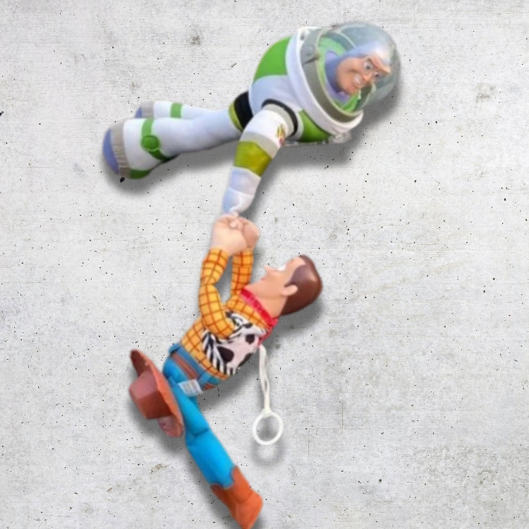 Jouet Peluche Toy Story Woody et Buzz Accroche Voiture